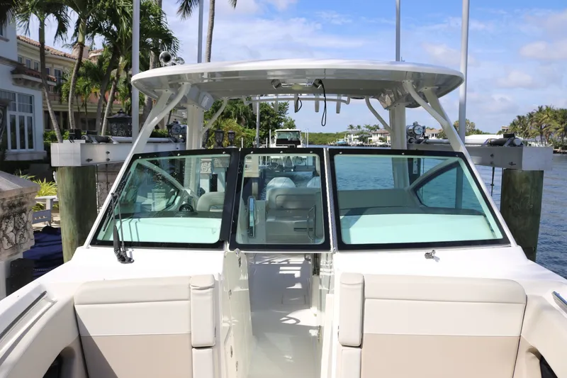 Slide: The Image of Boston Whaler 280 Vantage 2023 - 6457361