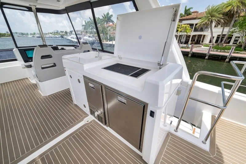 Slide: The Image of Leopard 46 Powercat 2023 - 6459000
