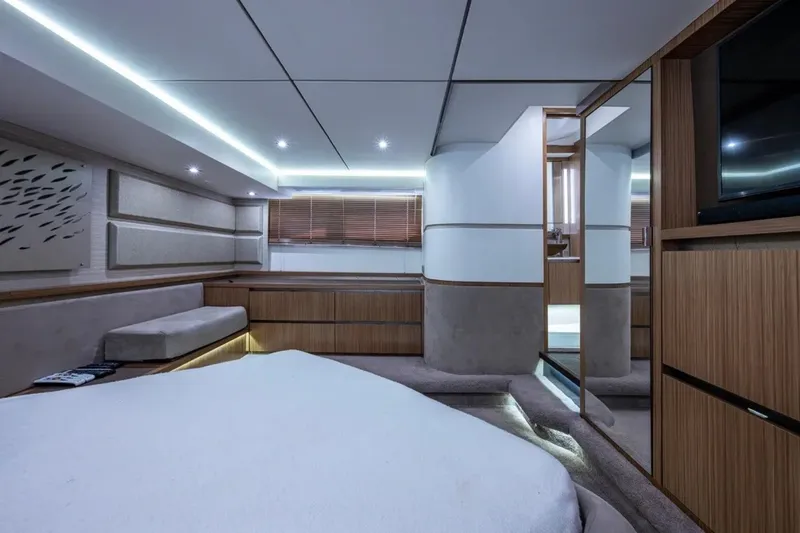 Slide: The Image of Sea Ray L550 Fly 2018 - 6458944