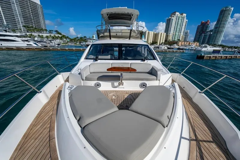 Slide: The Image of Sea Ray L550 Fly 2018 - 6458897