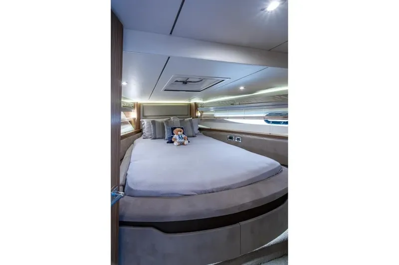 Slide: The Image of Sea Ray L550 Fly 2018 - 6458934