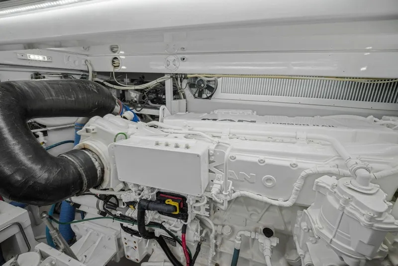 Slide: The Image of Merritt Yachts 48 1998 - 6462463