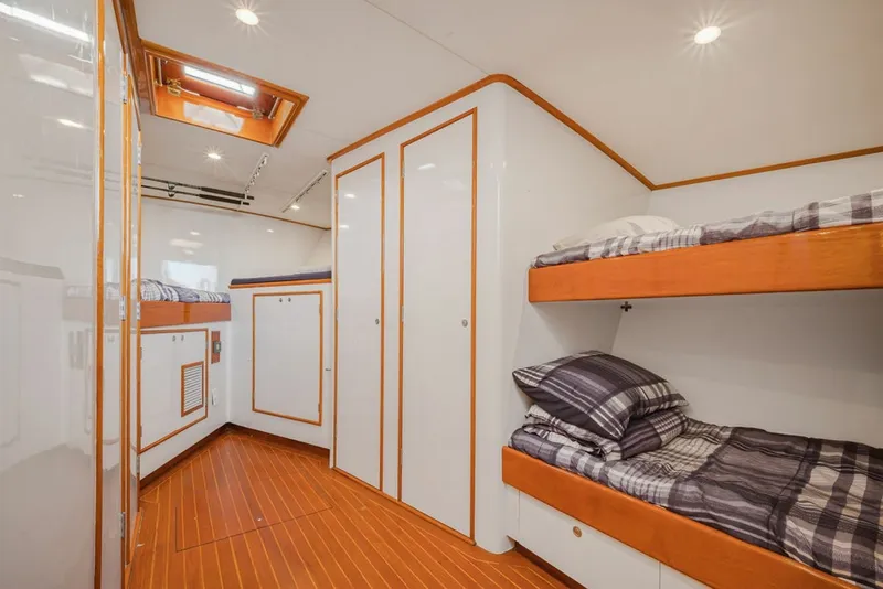 Slide: The Image of Merritt Yachts 48 1998 - 6462459