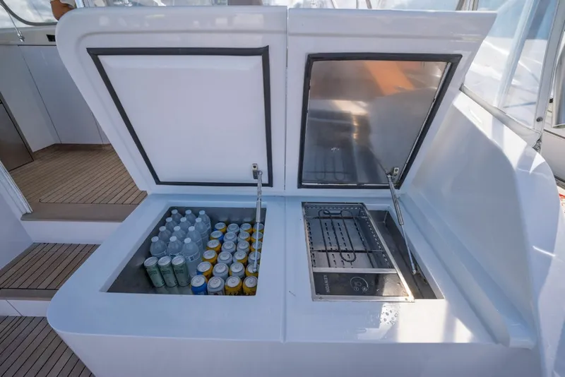 Slide: The Image of Merritt Yachts 48 1998 - 6462430