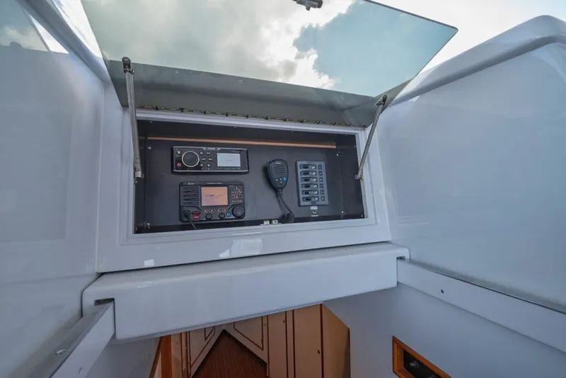 Slide: The Image of Merritt Yachts 48 1998 - 6462426