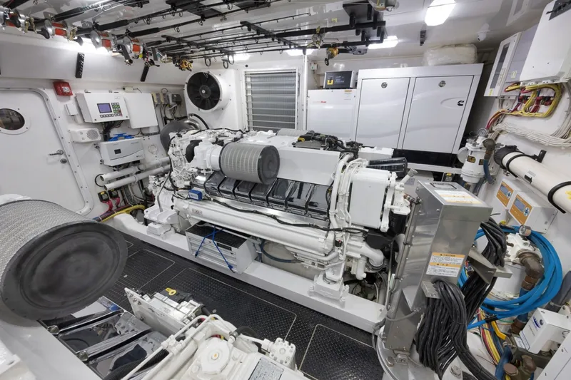 Slide: The Image of Viking 92 Sky Bridge 2018 - 6471132