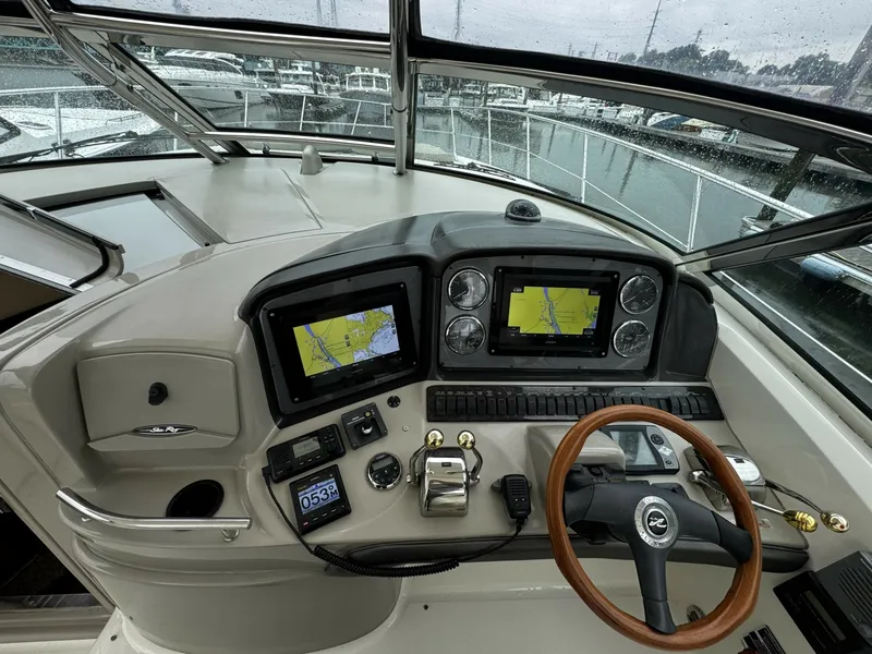 Slide: The Image of Sea Ray 40 Sundancer 2006 - 6473282
