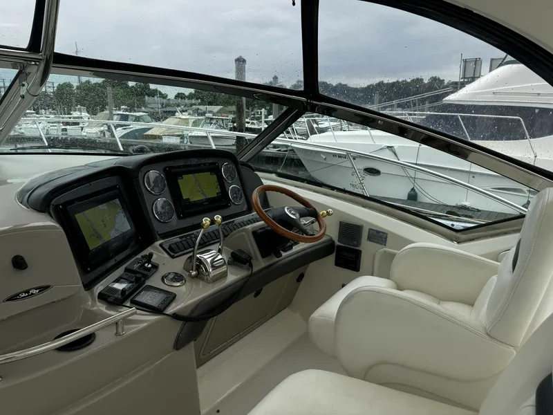 Slide: The Image of Sea Ray 40 Sundancer 2006 - 6473277