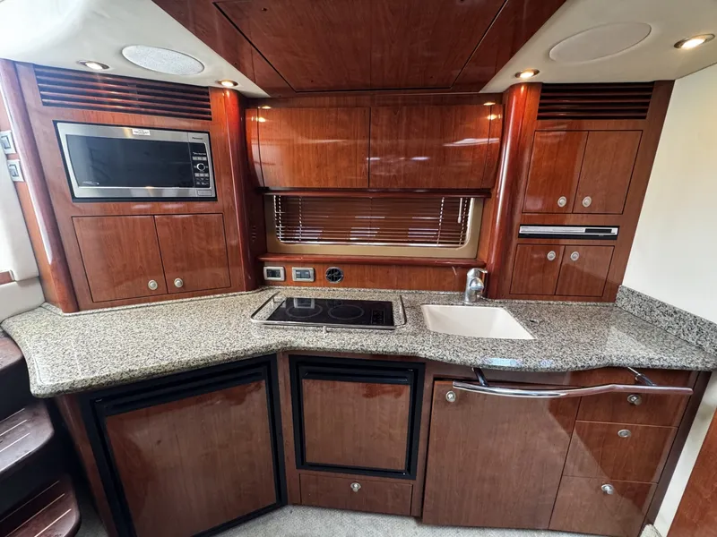 Slide: The Image of Sea Ray 40 Sundancer 2006 - 6471691