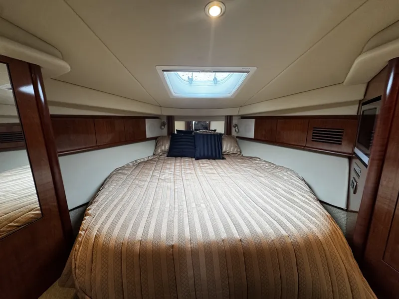 Slide: The Image of Sea Ray 40 Sundancer 2006 - 6472288