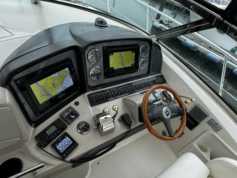 Slide: The Image of Sea Ray 40 Sundancer 2006 - 6473278