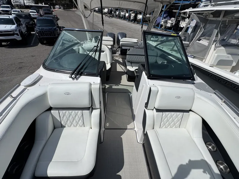 Slide: The Image of Regal 290 OBX 2021 - 6471351
