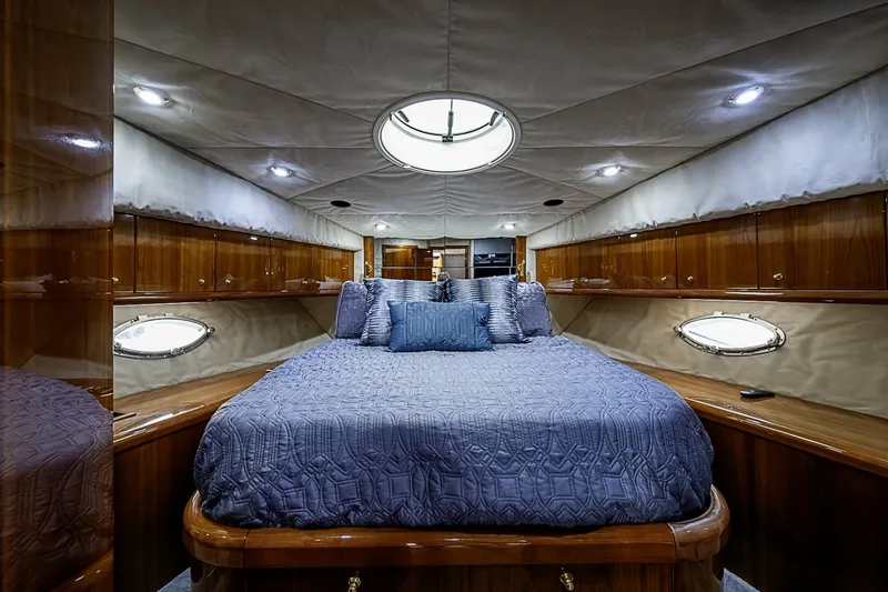 Slide: The Image of Sunseeker 62 EAGLE II - VIP Stateroom Forward - 7656155