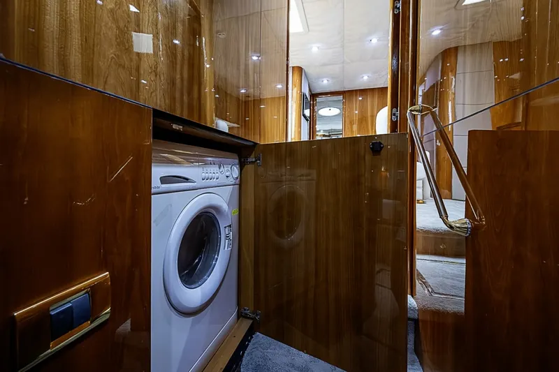 Slide: The Image of Sunseeker 62 EAGLE II - Laundry - 7656165