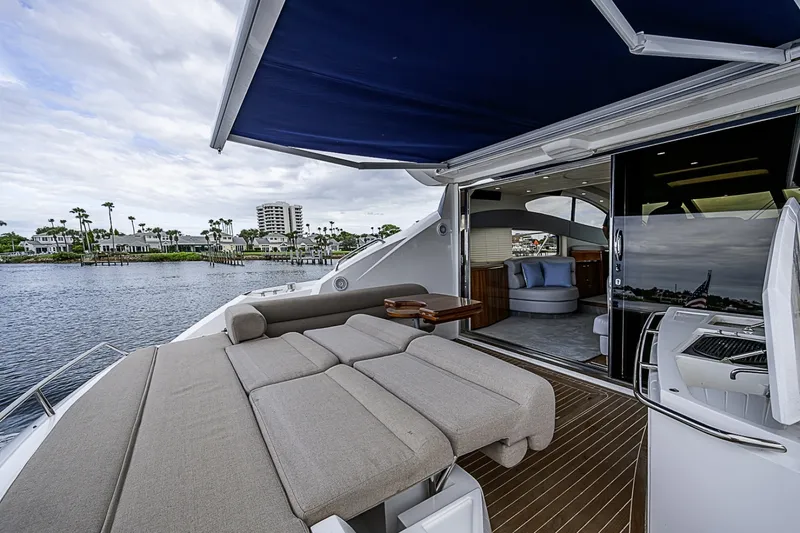 Slide: The Image of Sunseeker 62 EAGLE II - Cockpit - 7656118