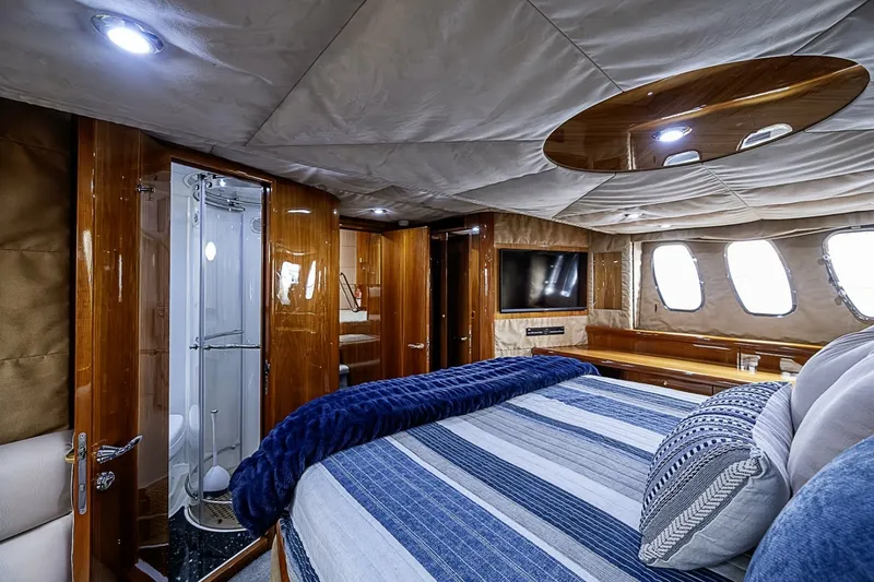 Slide: The Image of Sunseeker 62 EAGLE II - Master Stateroom - 7656148