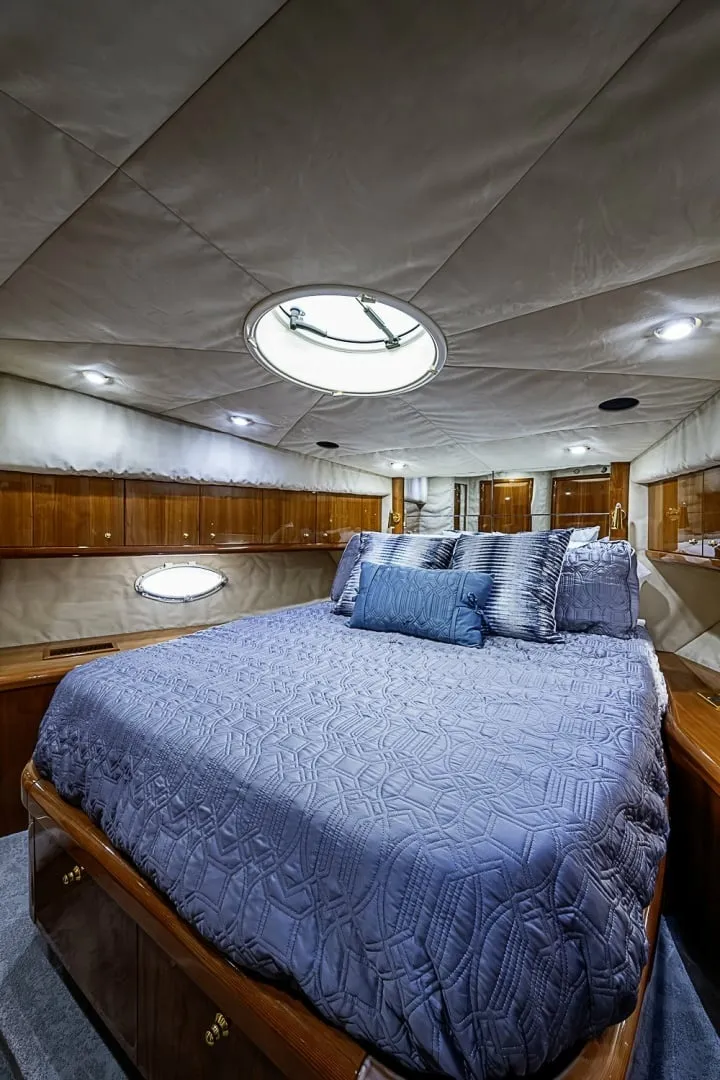Slide: The Image of Sunseeker 62 EAGLE II - VIP Stateroom Forward - 7656157