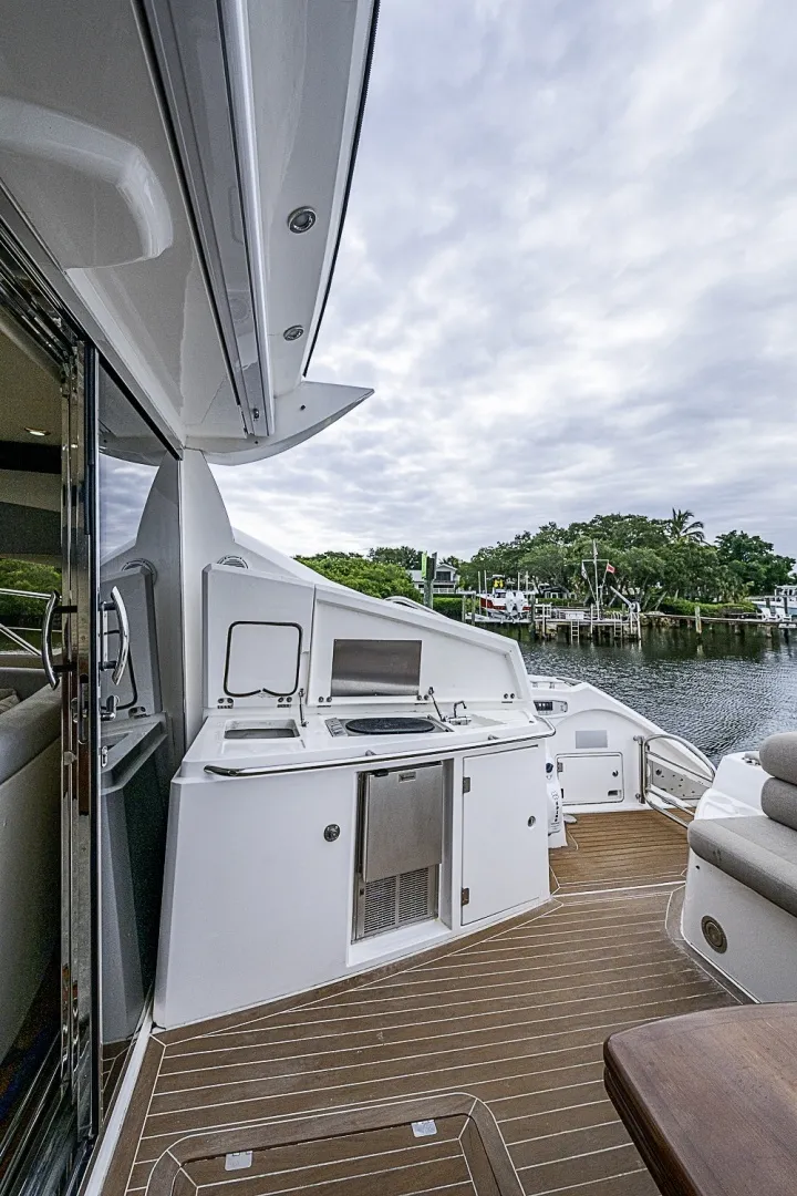 Slide: The Image of Sunseeker 62 EAGLE II - Cockpit - 7656113