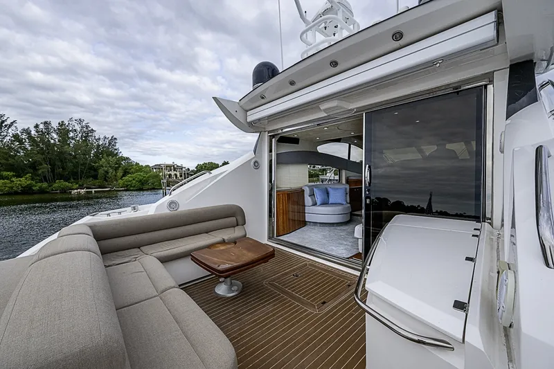 Slide: The Image of Sunseeker 62 EAGLE II - Cockpit - 7656114