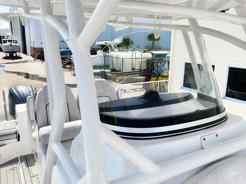 Slide: The Image of Sea Fox 28 2022 - 6472514