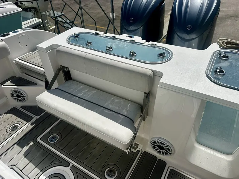 Slide: The Image of Sea Fox 28 2022 - 6472482