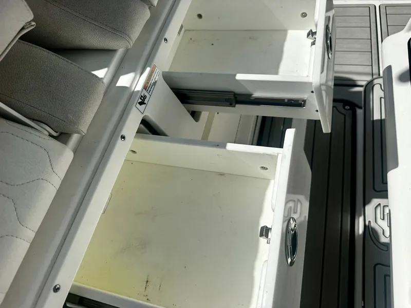 Slide: The Image of Sea Fox 28 2022 - 6472502