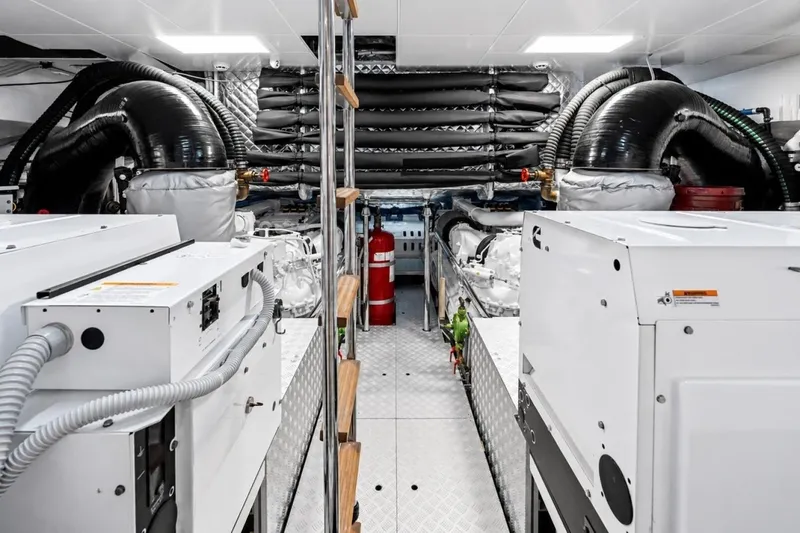 Slide: The Image of Riva Folgore 2022 - 6473412