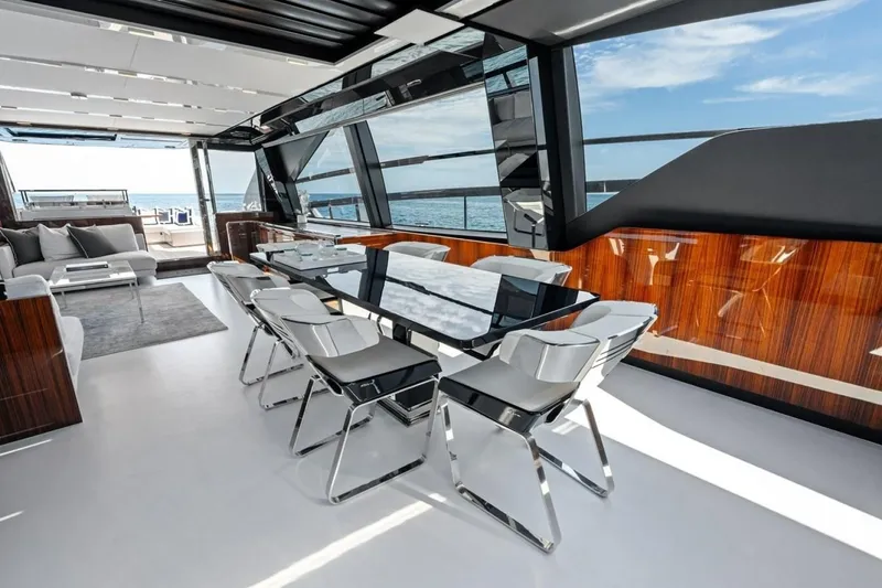 Slide: The Image of Riva Folgore 2022 - 6473385