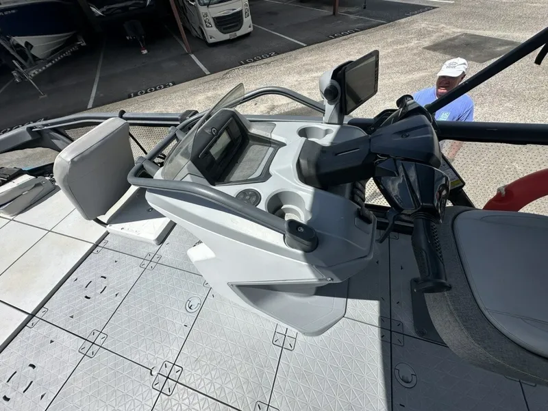 Slide: The Image of Sea-Doo 21 Switch Sport 2023 - 6520040