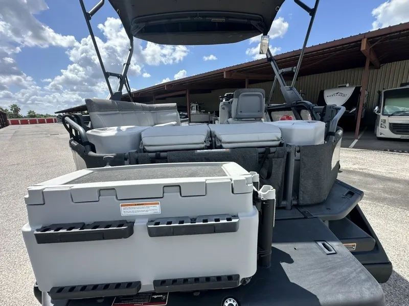 Slide: The Image of Sea-Doo 21 Switch Sport 2023 - 6520062