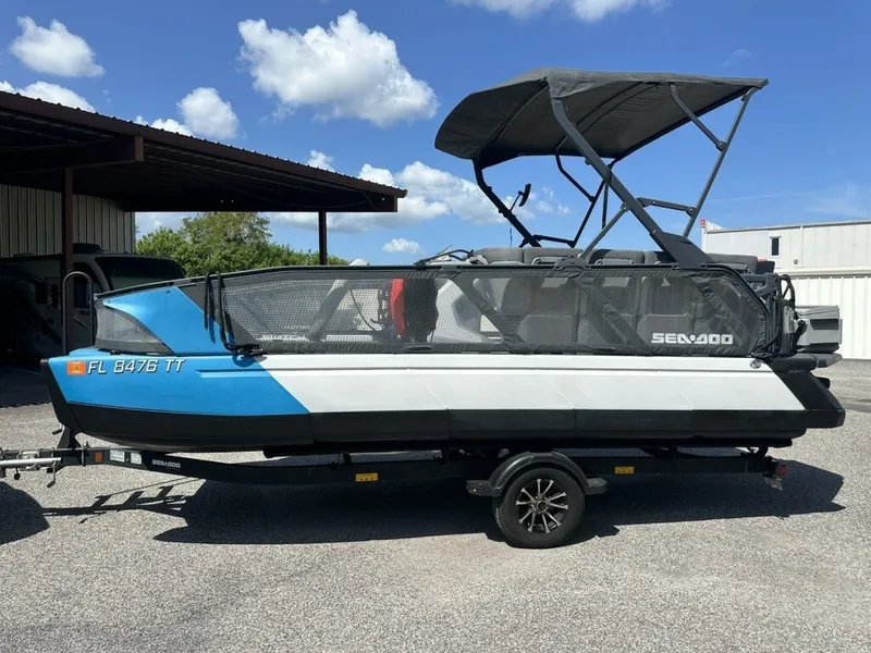 Slide: The Image of Sea-Doo 21 Switch Sport 2023 - 6519964