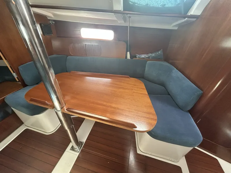Slide: The Image of Beneteau Oceanis 321 1996 - 6479039