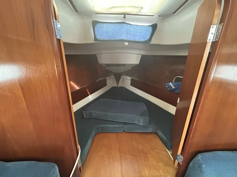 Slide: The Image of Beneteau Oceanis 321 1996 - 6479041