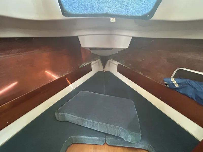Slide: The Image of Beneteau Oceanis 321 1996 - 6479040