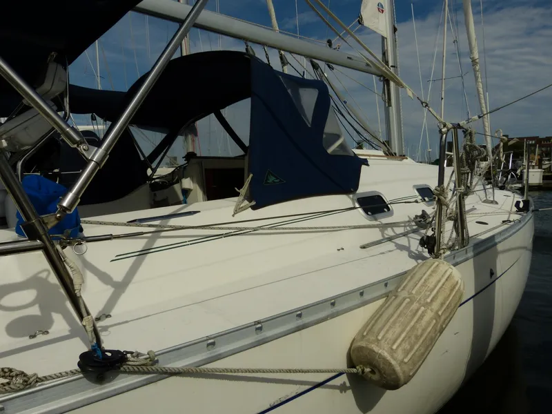 Slide: The Image of Beneteau Oceanis 321 1996 - 6479831