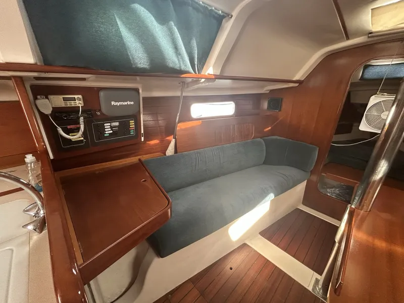 Slide: The Image of Beneteau Oceanis 321 1996 - 6478998