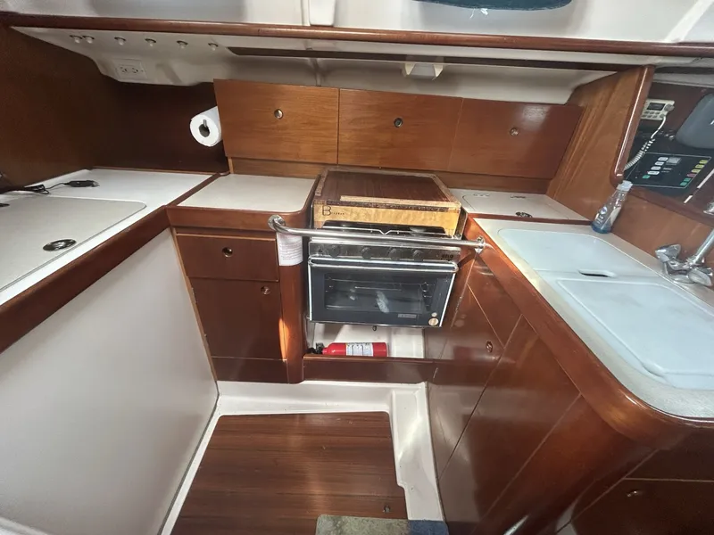 Slide: The Image of Beneteau Oceanis 321 1996 - 6479444