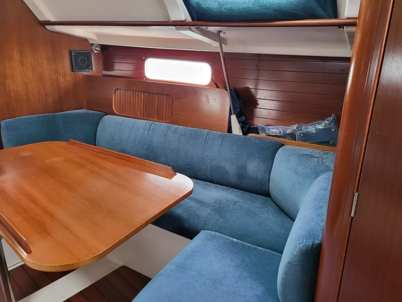 Slide: The Image of Beneteau Oceanis 321 1996 - 6478571
