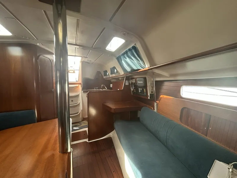Slide: The Image of Beneteau Oceanis 321 1996 - 6479202
