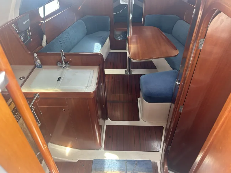 Slide: The Image of Beneteau Oceanis 321 1996 - 6478836