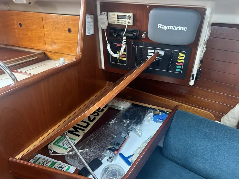 Slide: The Image of Beneteau Oceanis 321 1996 - 6479622
