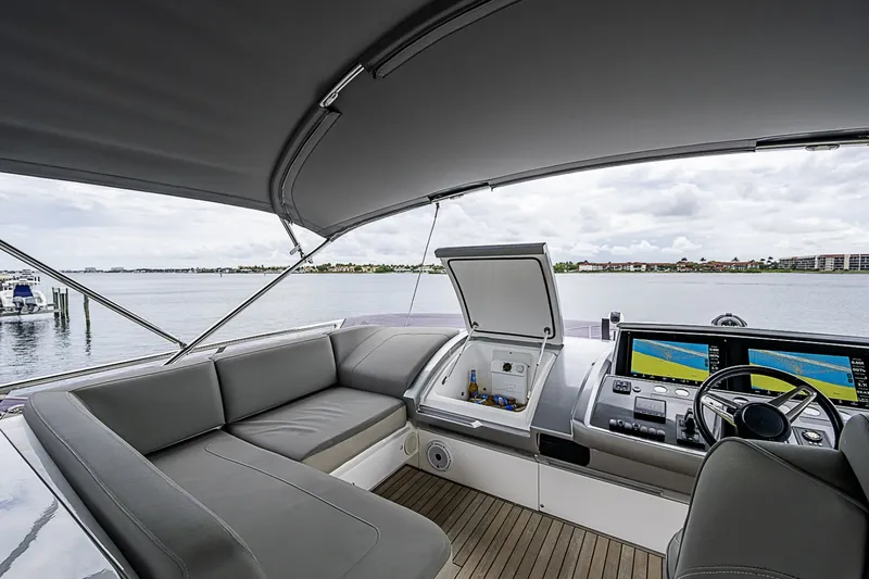 Slide: The Image of Princess S65 2017 - 6481013