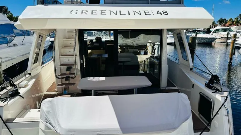 Slide: The Image of Greenline 48 Fly Hybrid 2024 - 6481440