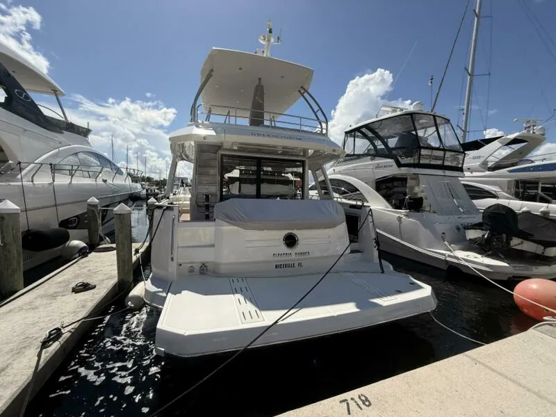Slide: The Image of Greenline 48 Fly Hybrid 2024 - 6481434