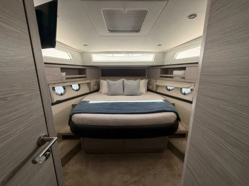 Slide: The Image of Greenline 48 Fly Hybrid 2024 - 6481490