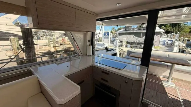Slide: The Image of Greenline 48 Fly Hybrid 2024 - 6481456
