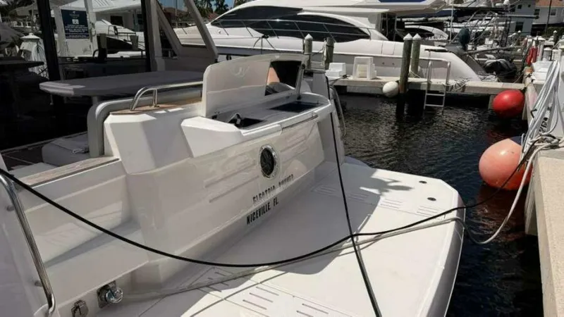 Slide: The Image of Greenline 48 Fly Hybrid 2024 - 6481437