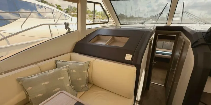 Slide: The Image of Greenline 48 Fly Hybrid 2024 - 6481474