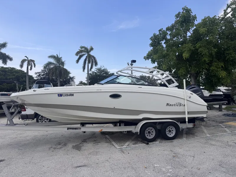 Slide: The Image of NauticStar 243 DC 2018 - 6483326