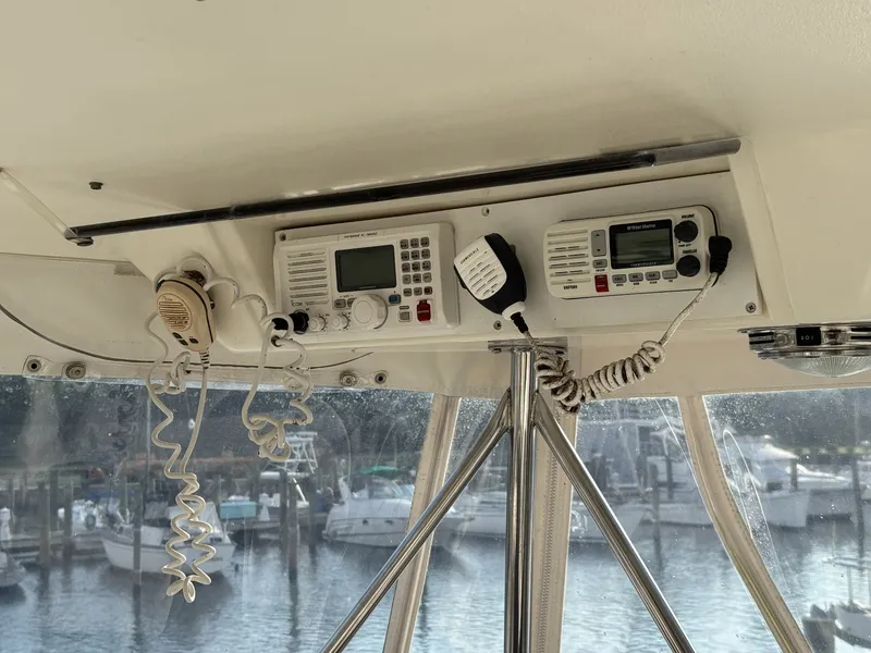Slide: The Image of Ocean Yachts Cockpit Motor Yacht 1995 - 7518541